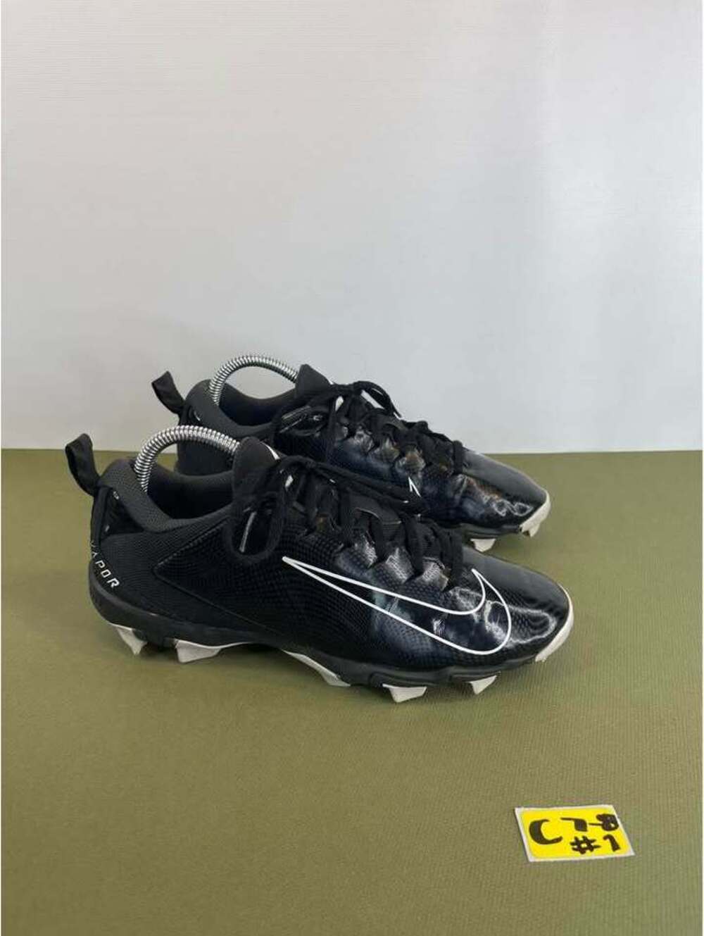 Nike Vapor Untouchable Shark 3 Football Cleats Men Size 7 Black White 917168-001